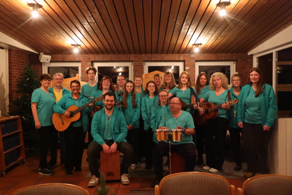 Gruppenfoto der Gitarrenjugend Loga, Adventssingen 2024