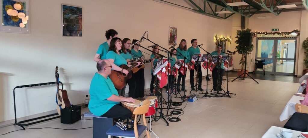 Seniorenadventsfeier 2025 der Stadt Leer für die Logaer Senioren. Foto: Wolfgang Vogelsang